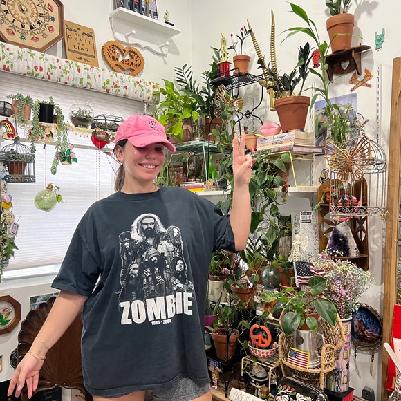 W E L C O M E - Picture 3 of 11